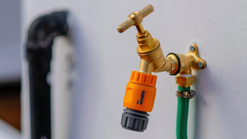 Drain and fill hot tub